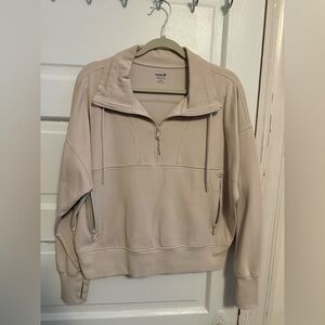 Old Navy Women’s Dynamic Fleece Cream Quarter Zip-Up